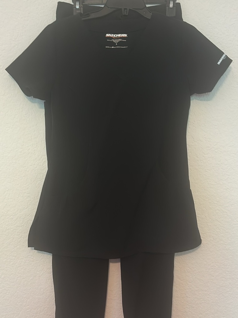 Skechers Women’s Black Scrub Set